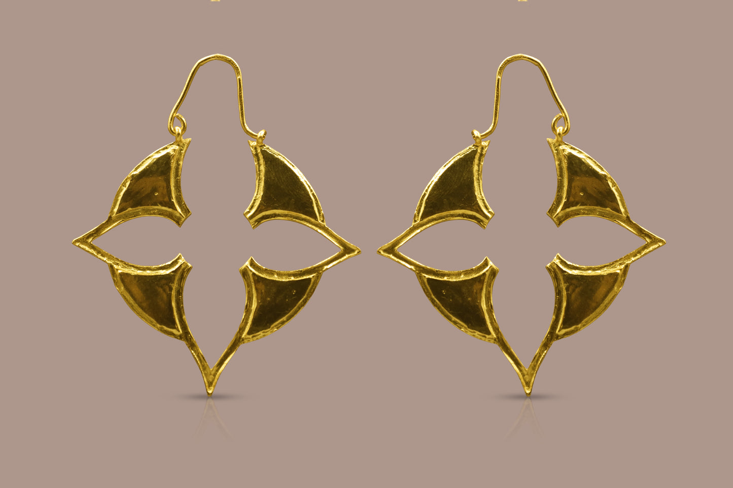 Svara earrings