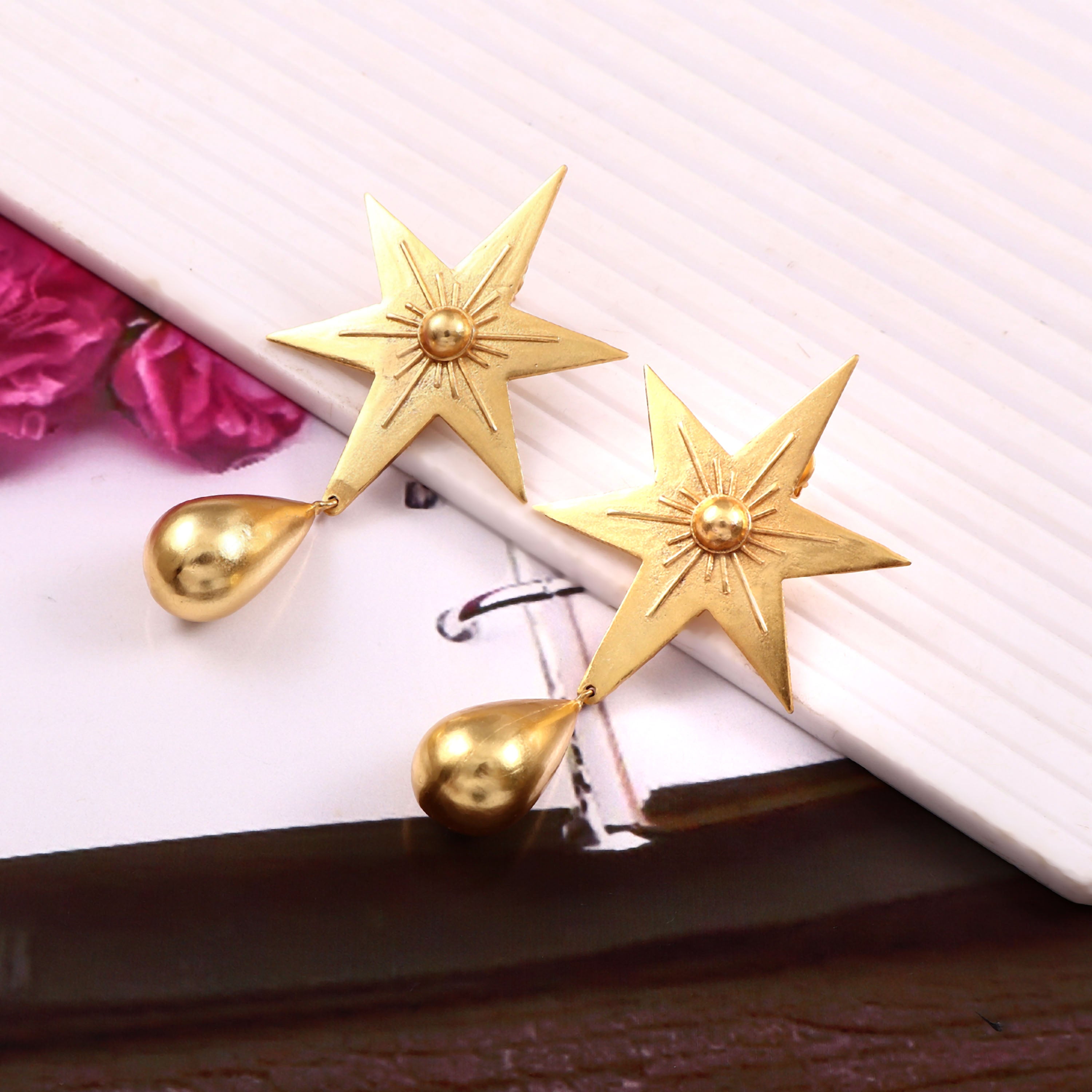 Star Drop Earings