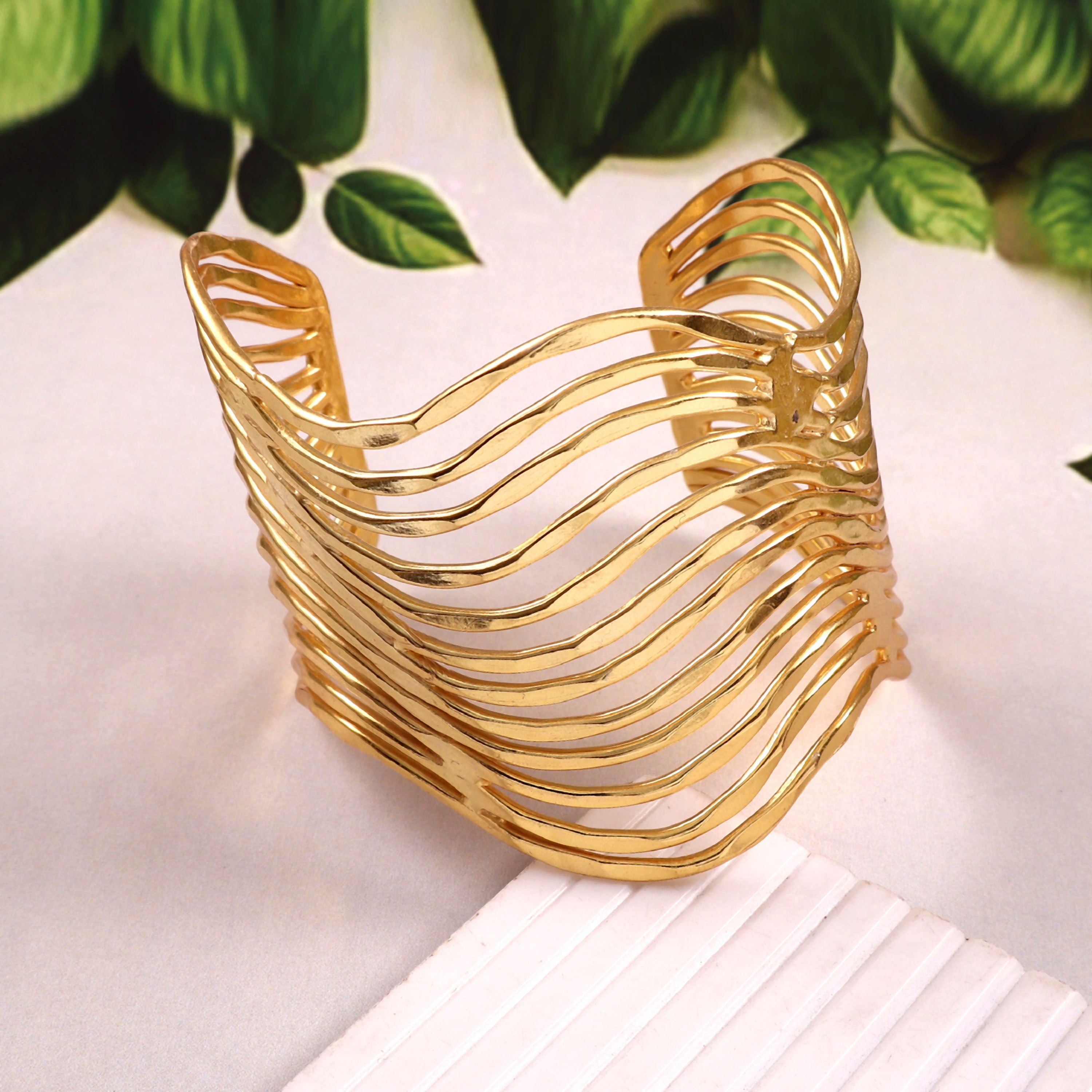 The Avant Cuff