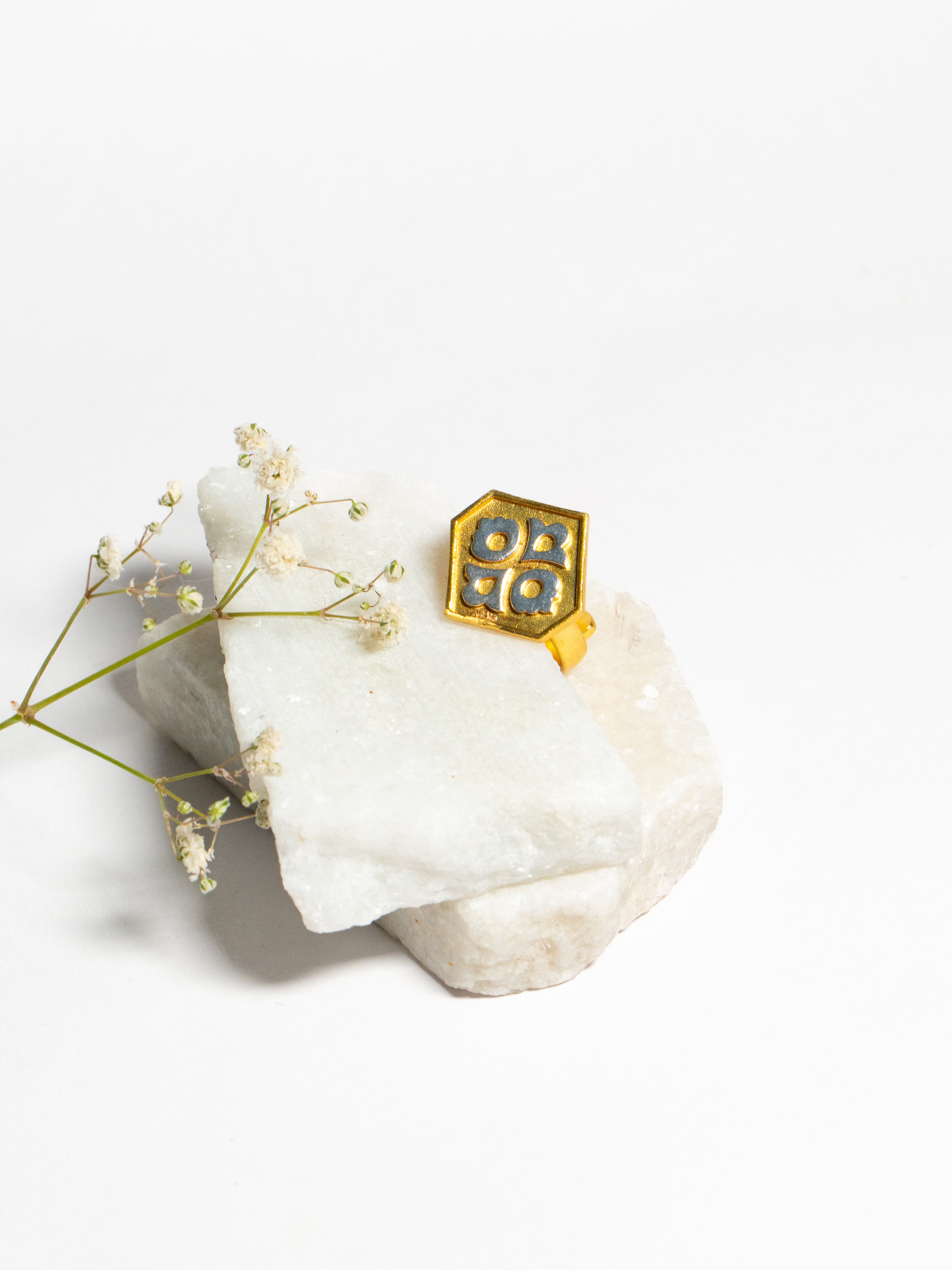 Axis Ring