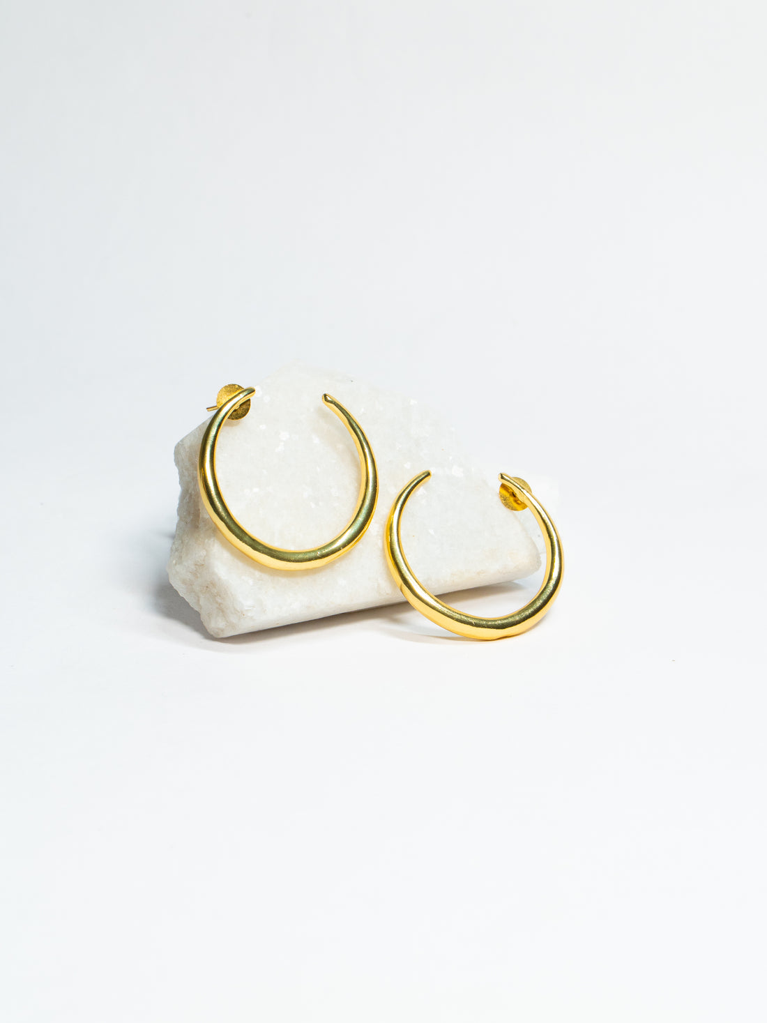 Noor Hoops