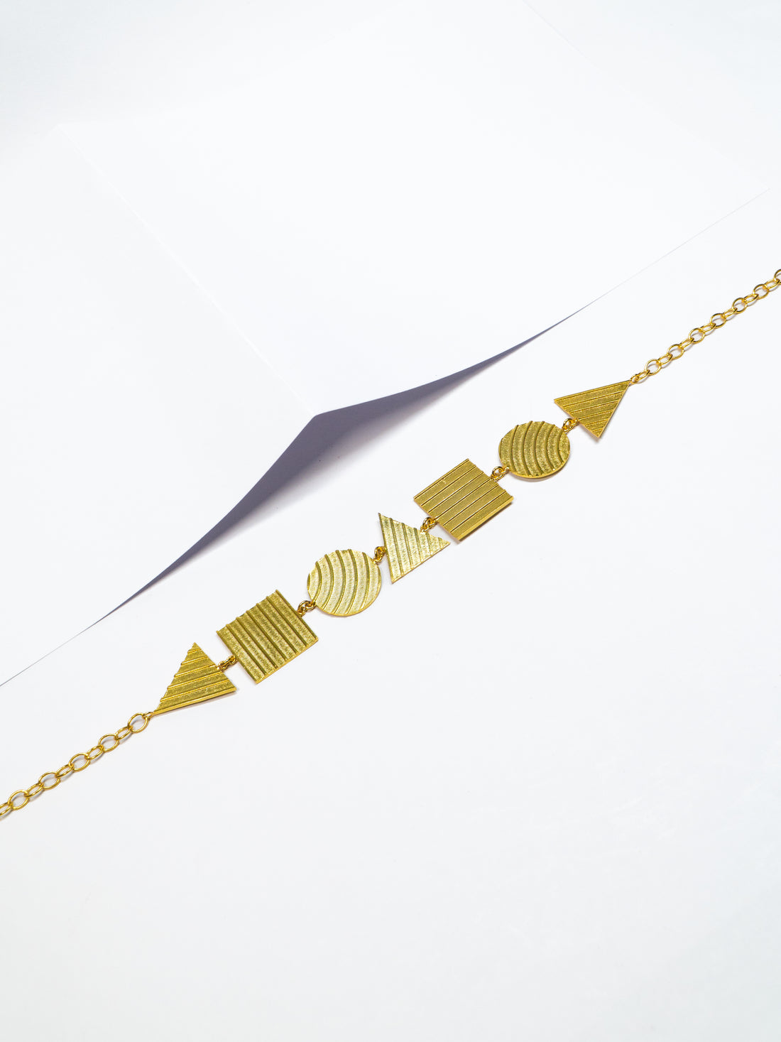 Luma Pendant Necklace
