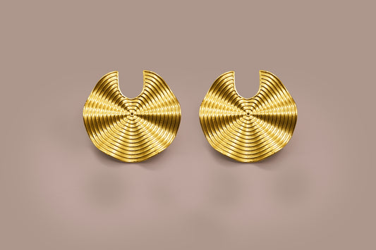 Golden round studs